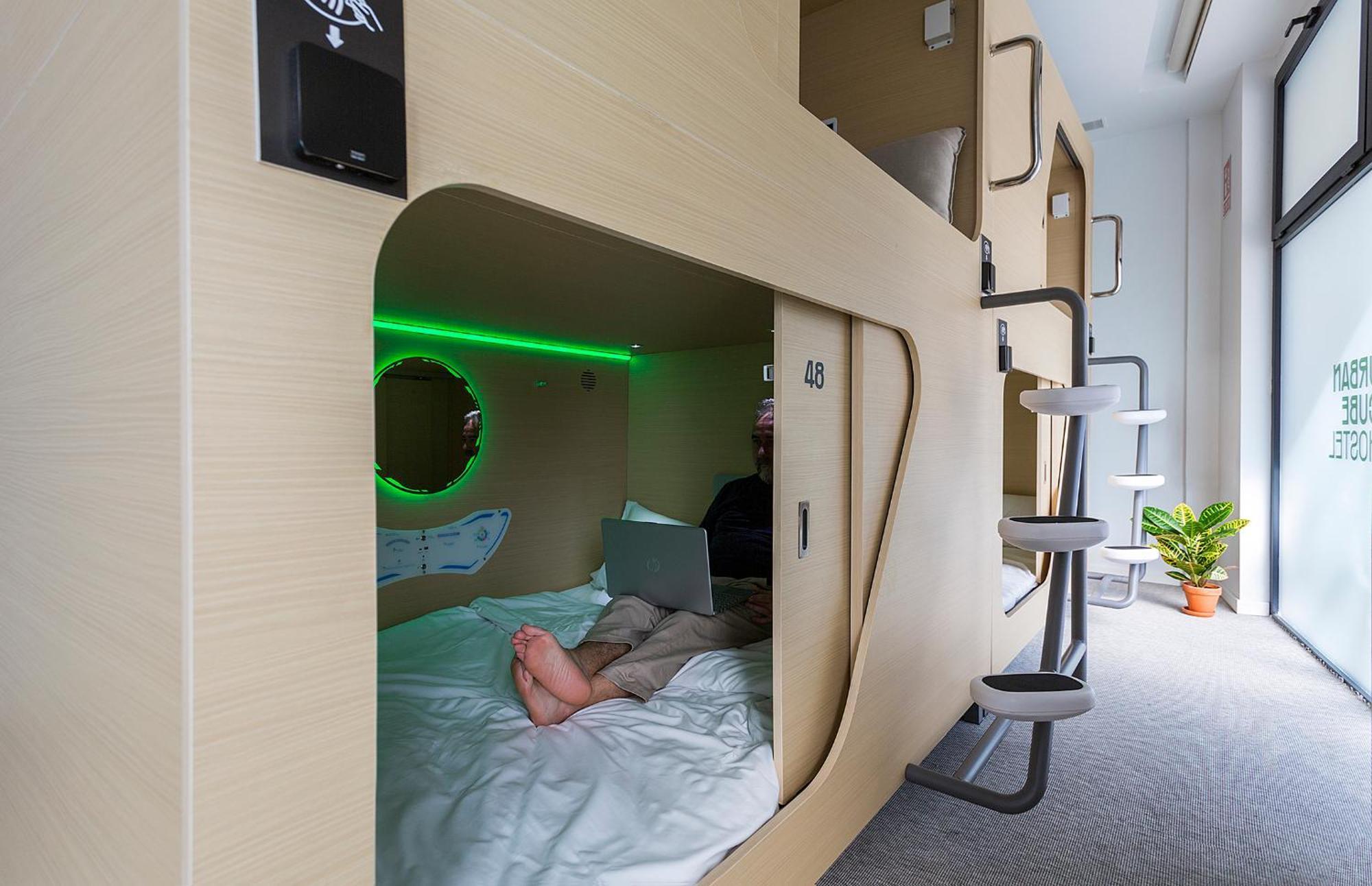 Urban Cube Hostel Sevilla Zewnętrze zdjęcie