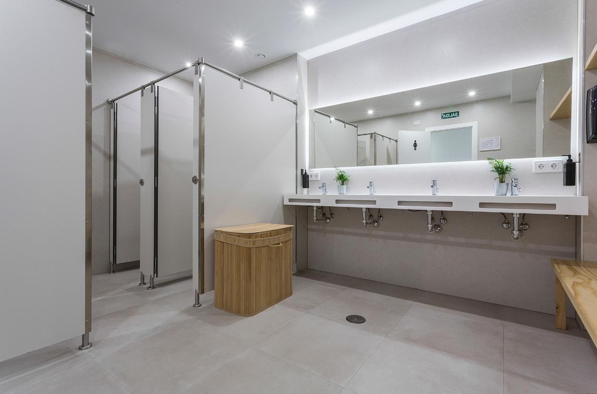 Urban Cube Hostel Sevilla Zewnętrze zdjęcie